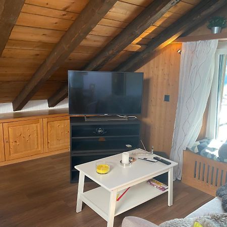 Dachwohnung In Der Mitte Von Laax-Dorf Экстерьер фото