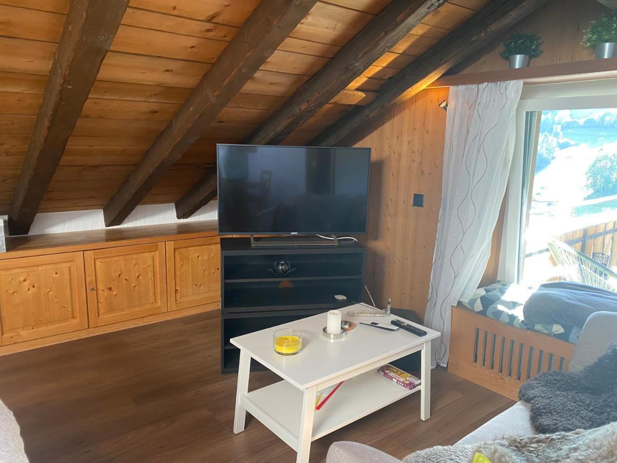 Dachwohnung In Der Mitte Von Laax-Dorf Экстерьер фото