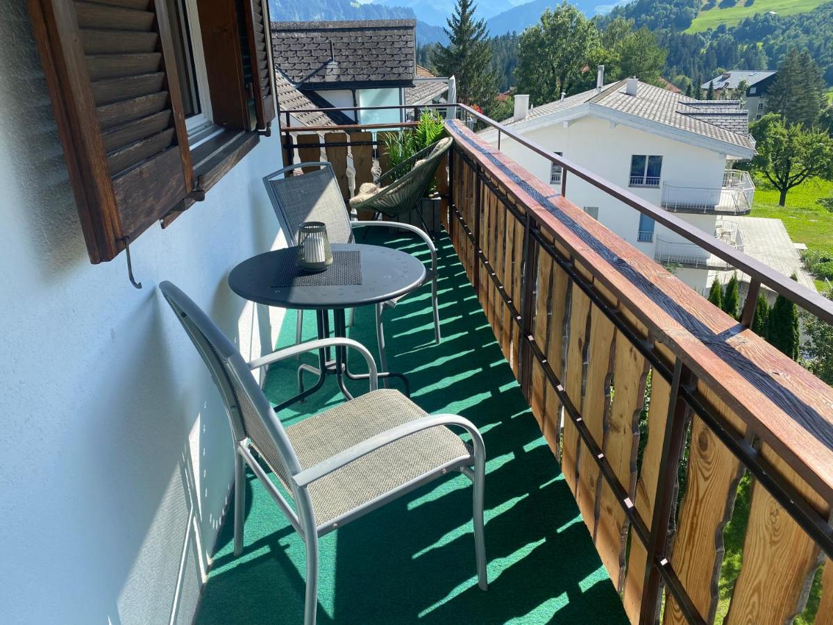Dachwohnung In Der Mitte Von Laax-Dorf Экстерьер фото