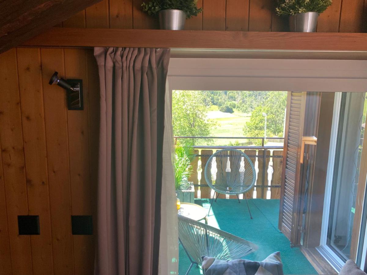 Dachwohnung In Der Mitte Von Laax-Dorf Экстерьер фото